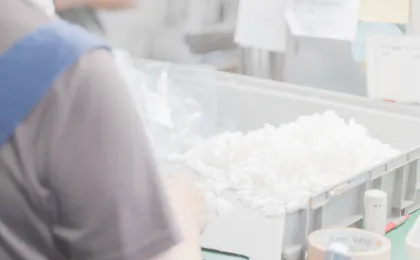 組み付けの作業風景